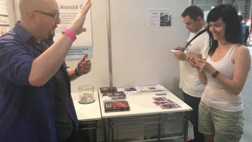 Dvě reportáže o účasti Klubu skeptiků Sisyfos na Veletrhu vědy Dvě reportáže o účasti Klubu skeptiků Sisyfos na Veletrhu vědy